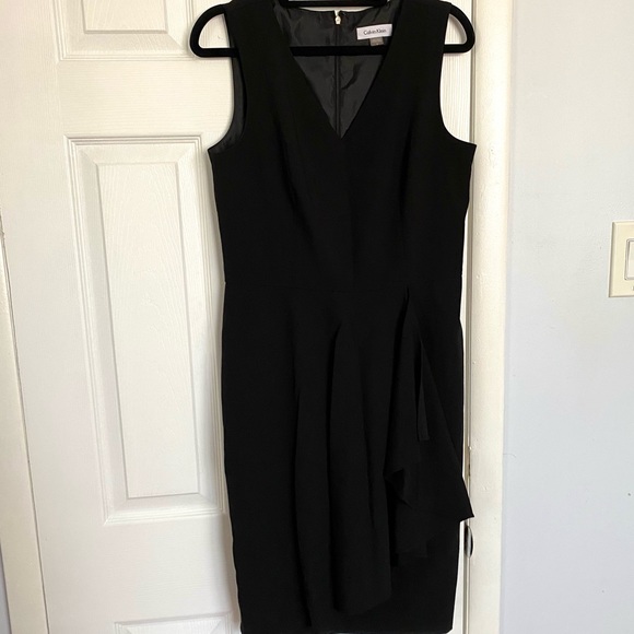 Calvin Klein Black Dress Size 6 - Picture 2 of 7